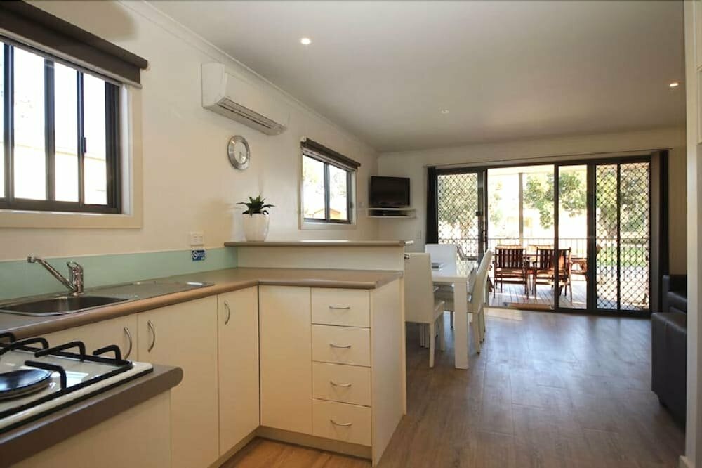 Hotel Big4 Bendigo Marong Holiday Park, Victoria, photo