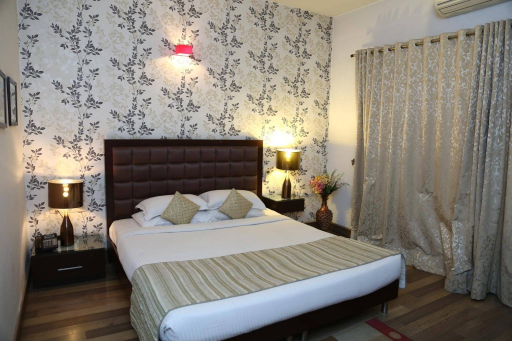 Фото Imperial Apartments