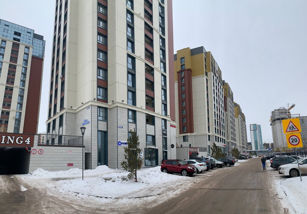 Автомобильная парковка Parking 3, Астана, фото