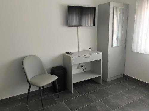 Фото Filipovic rent a car & apartments