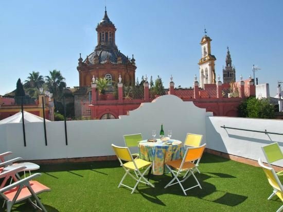 Гостиница Sevilla Central Suites Apartamentos Fabiola в Севилье