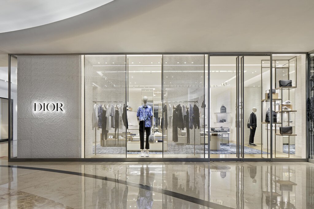 Clothing store Dior, Jakarta, photo