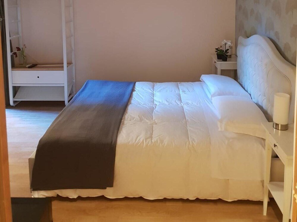 Фото Monti49 GuestHouse