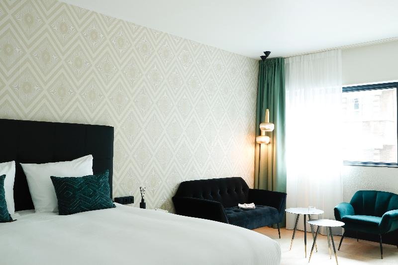 Фото The James Hotel Rotterdam