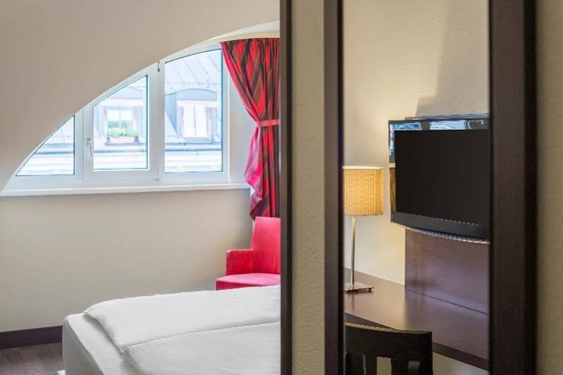 Фото Nh Budapest City