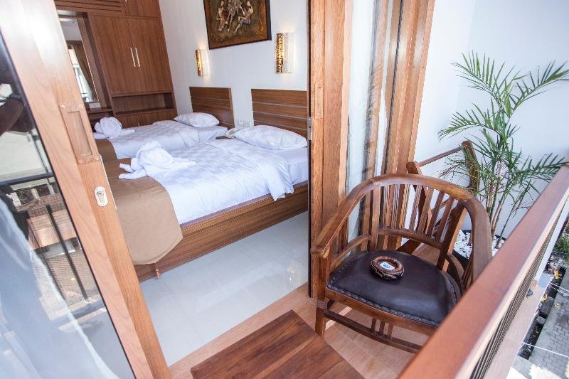 Фото Satriya Cottages