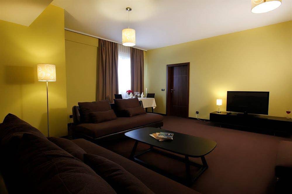 Фото Hotel Sirius