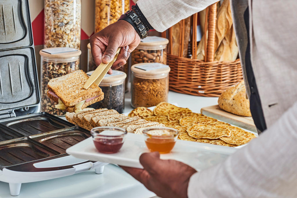 Фото Ibis Paris Maine Montparnasse 14th