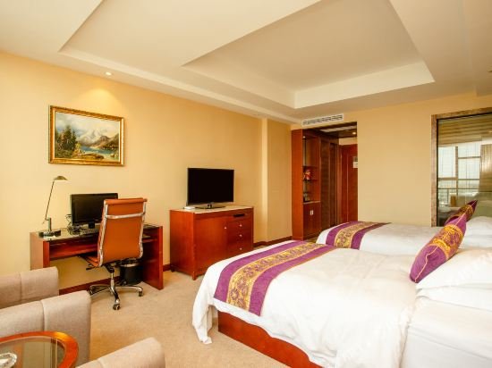 Фото GreenTree Eastern Quzhou Hewu Road Hotel