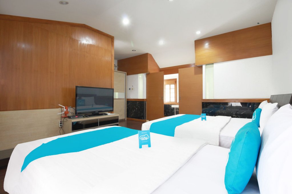 Фото Beverly Dago Apartment by HouseinBandung