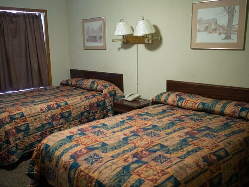 Гостиница The New Cavalier Inn в Виннипеге