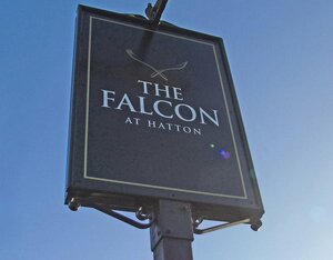 Гостиница The Falcon at Hatton