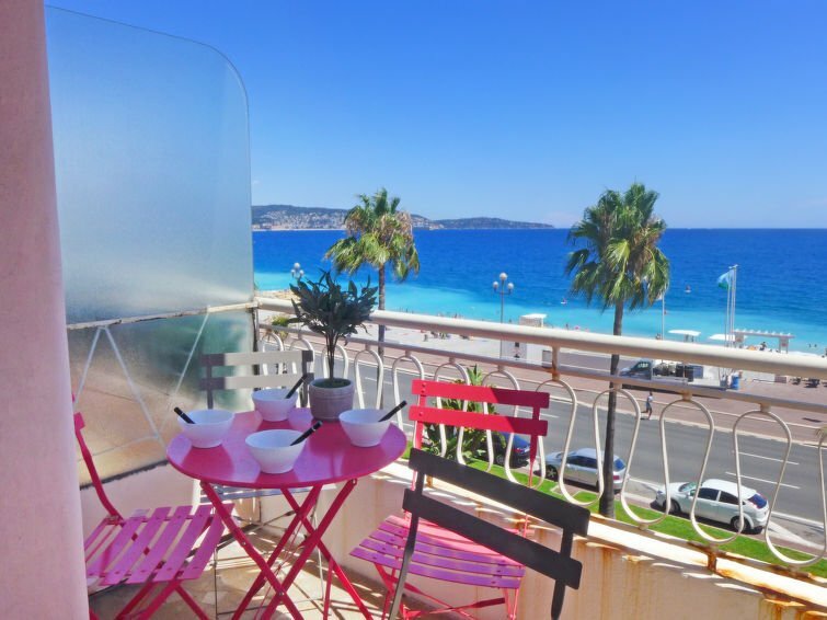 Апартаменты Les Yuccas Promenade des Anglais в Ницце