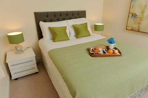 Гостиница Reading Town Center River View Serviced Apartments в Рединге