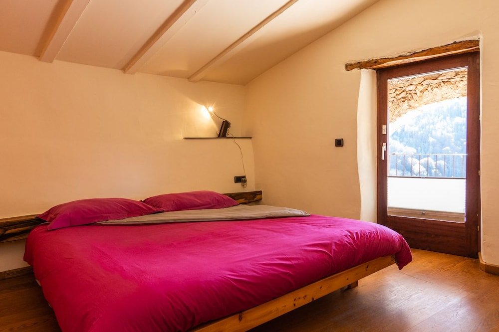 Фото La Costa de Molló