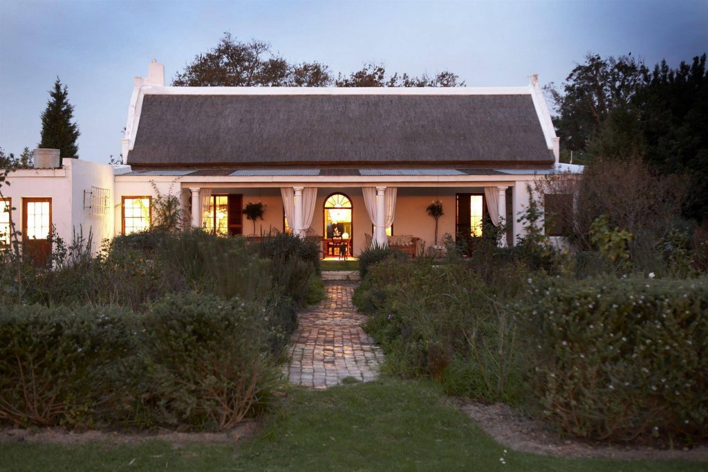 Фото Hawksmoor House