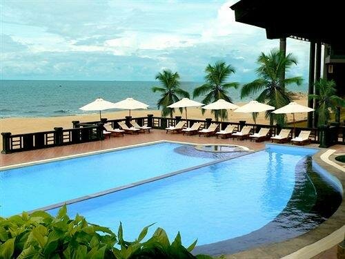 Tropicana Beach Resort & SPA