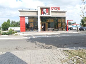 KFC Авто Қазақстан (Бауыржан Момышұлы даңғылы, 27/1), тез тамақтану  Астанада