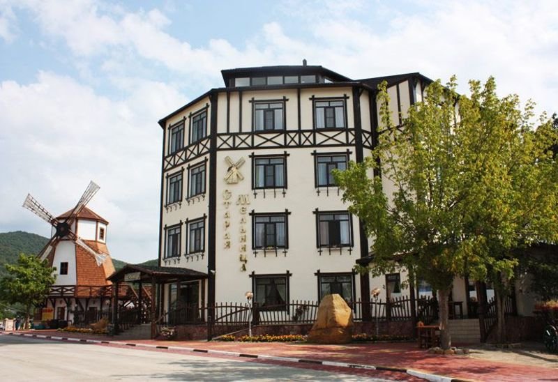 Фото отеля 1