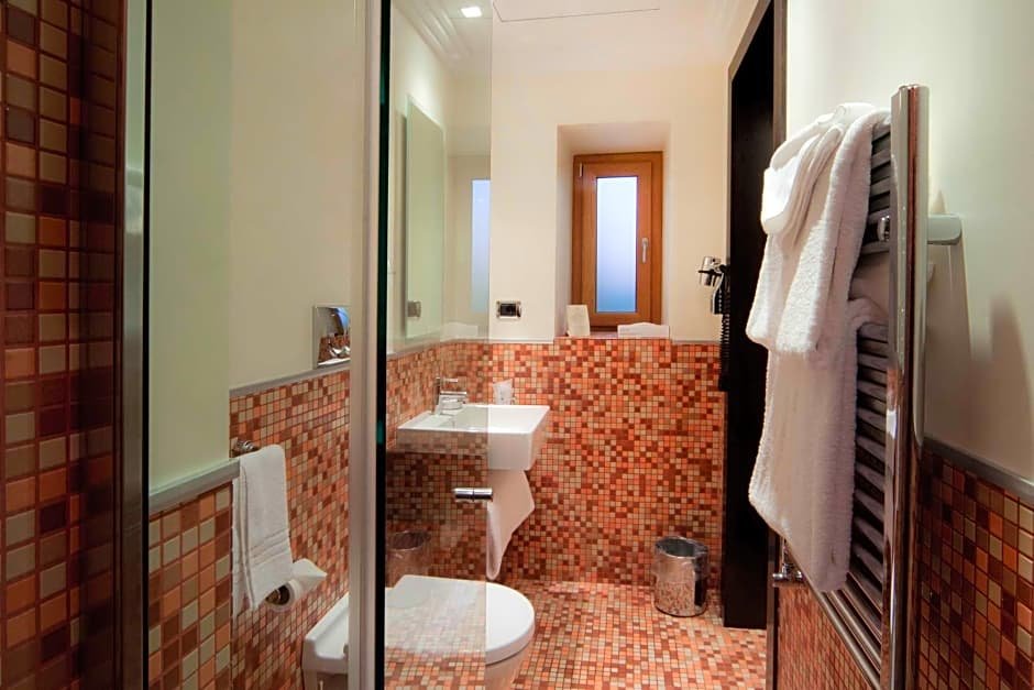 Фото Marcella Royal Hotel - Rooftop Garden