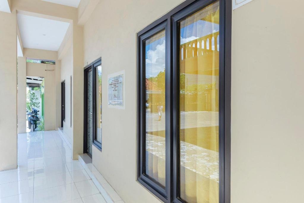 Фото Oyo 2708 Hotel Kemuning Syariah