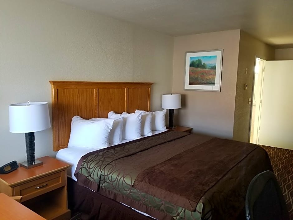 Фото Best Western Pacific Highway Inn