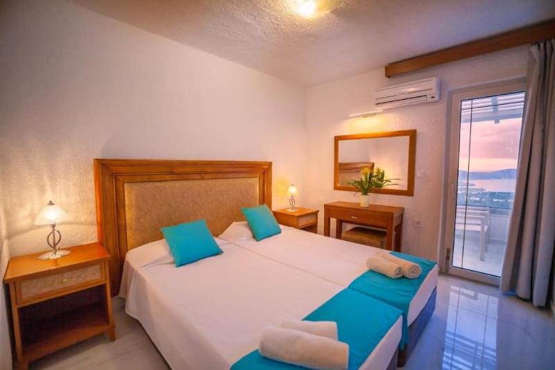 Фото Elounda Theo Villa