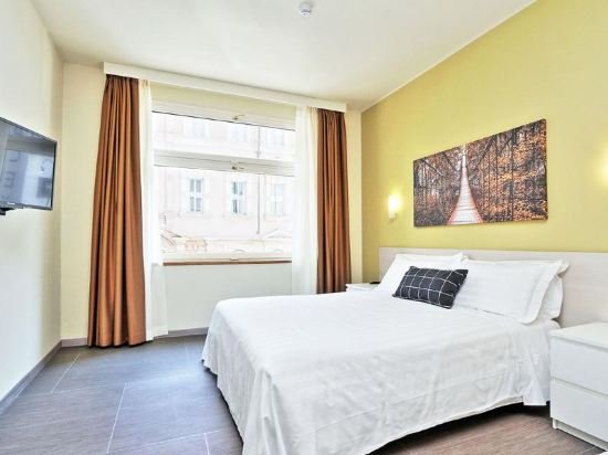Фото Duomo Hotel & Apartments