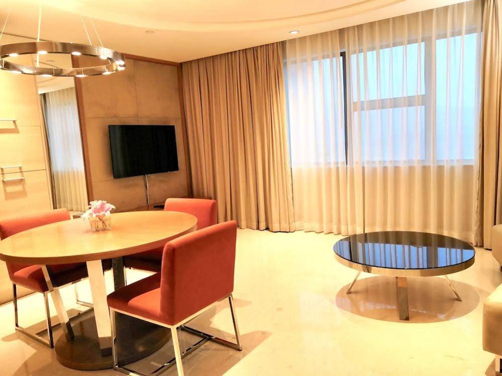 Фото Four Points by Sheraton Shenzhen
