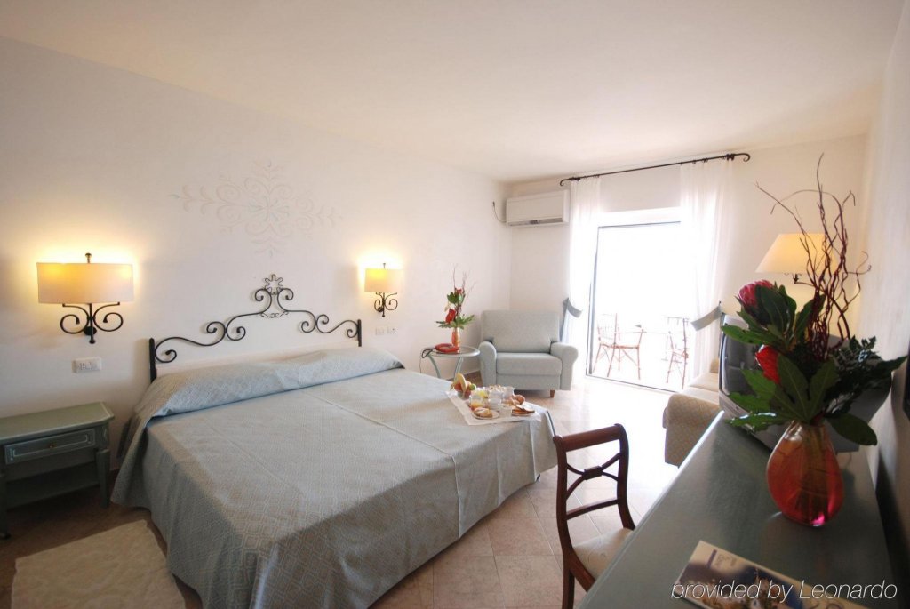 Фото El Faro Hotel & SPA