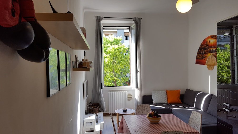 Фото Charming Milanese Apartments