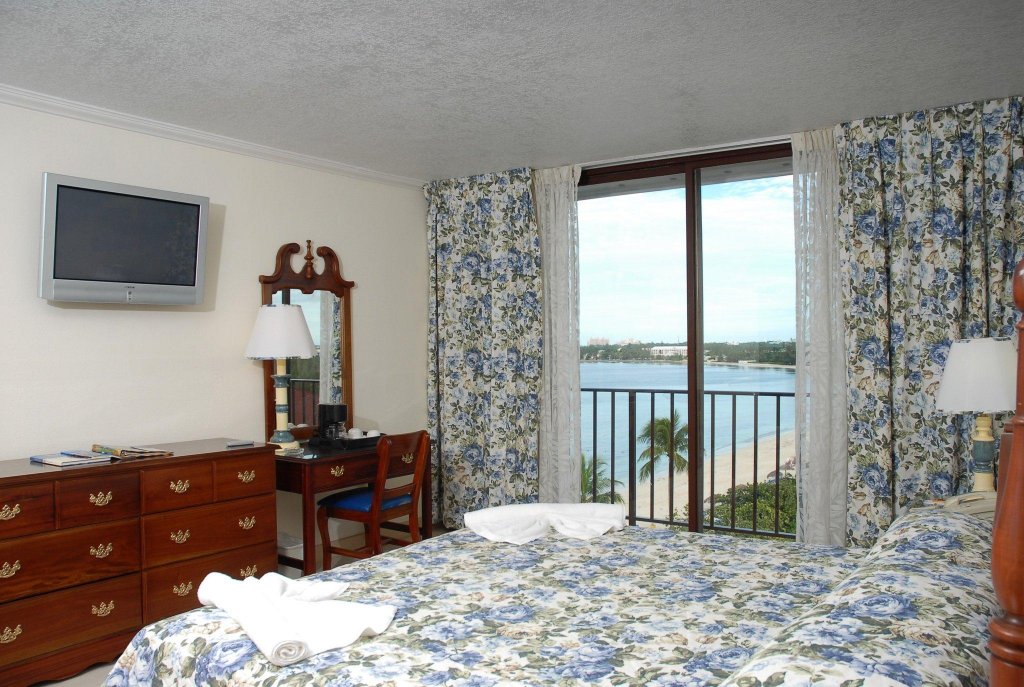 Фото Breezes Resort Bahamas All Inclusive