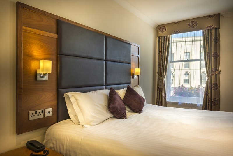 Фото Econo Lodge Truman Inn