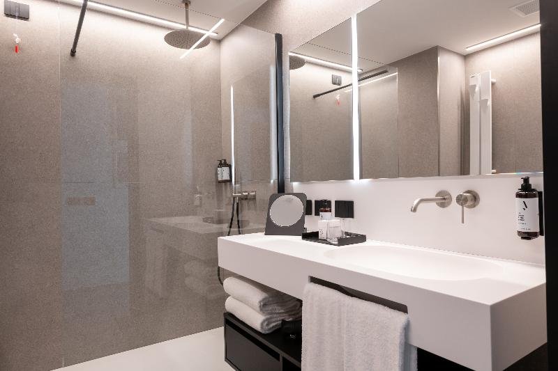 Фото J44 Lifestyle hotel