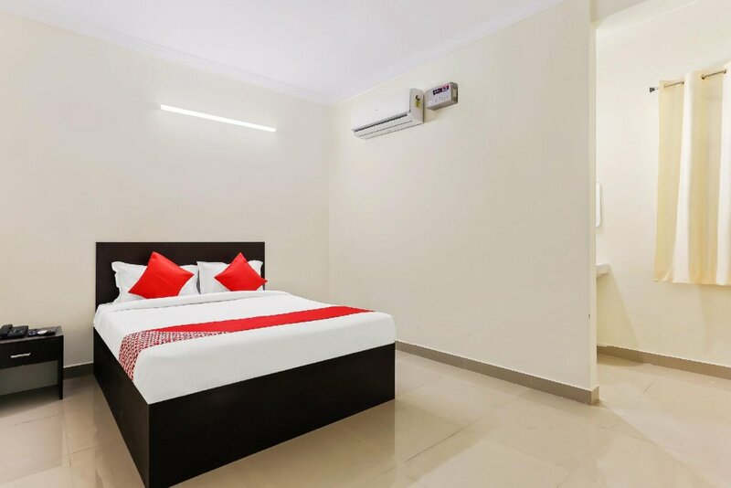 Гостиница Oyo 35467 Shiridi Residency в Хайдарабаде