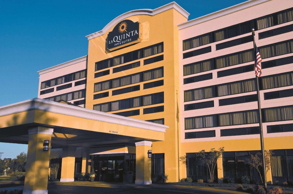 Фото La Quinta Inn & Suites by Wyndham Richmond-Midlothian