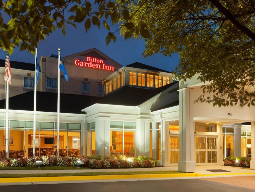 Фото Hilton Garden Inn Fairfax