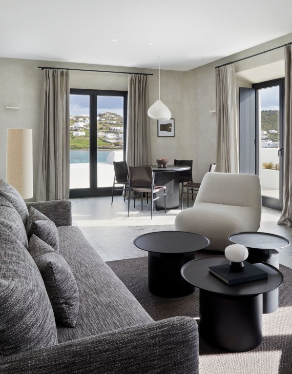 Фото Aeonic Suites and SPA