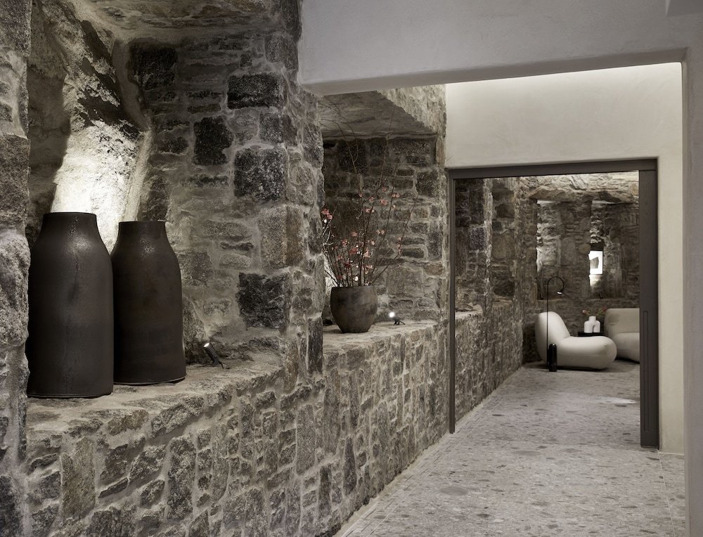 Фото Aeonic Suites and SPA