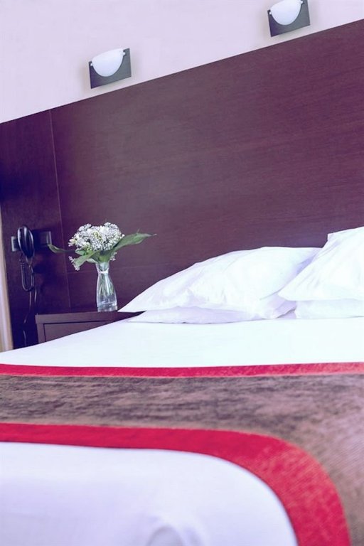 Фото Migny Opera Montmartre