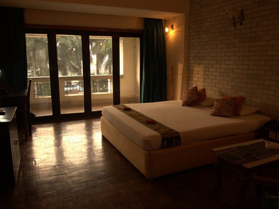 Фото Hotel Landmarcplaza