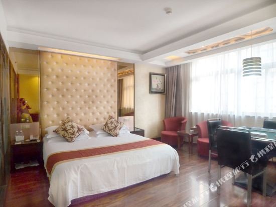 Фото Yiwu Yuejia Hotel