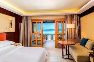 Sheraton Maldives Full Moon Resort & SPA