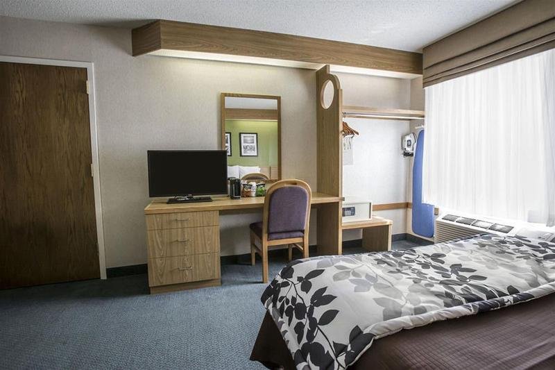 Фото Sleep Inn near Great Lakes Naval Base