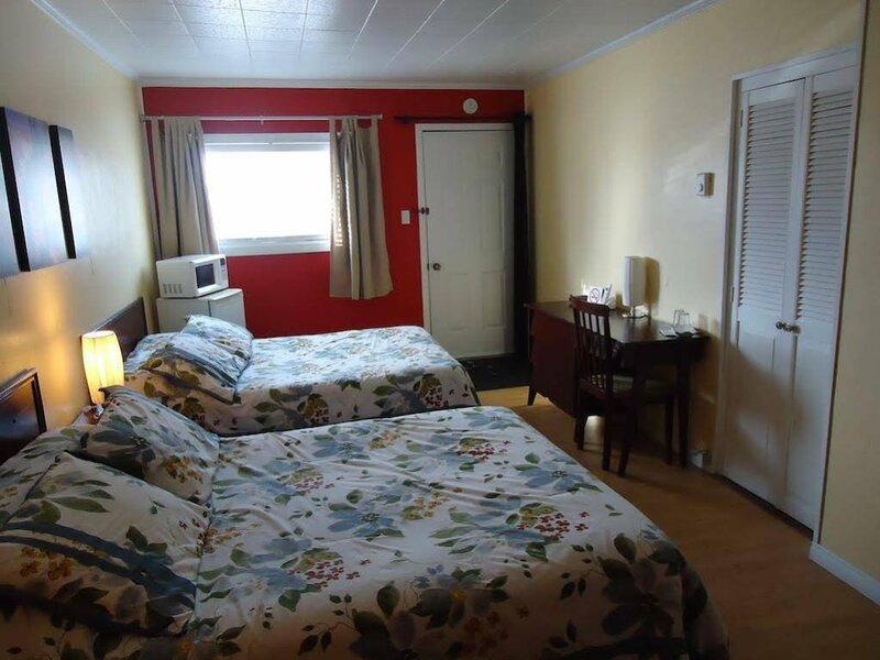 Гостиница Motel Canadien