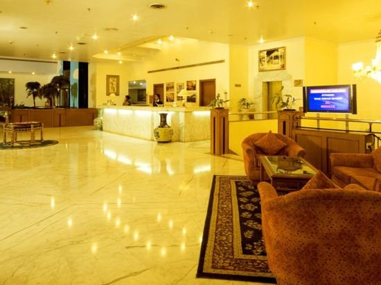 Фото The Capitol Hotel