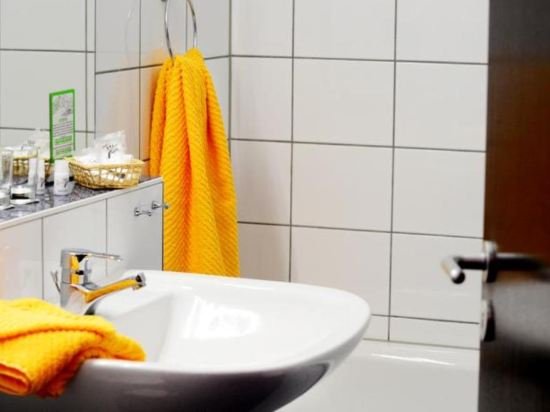 Фото Hotel Goldener Adler