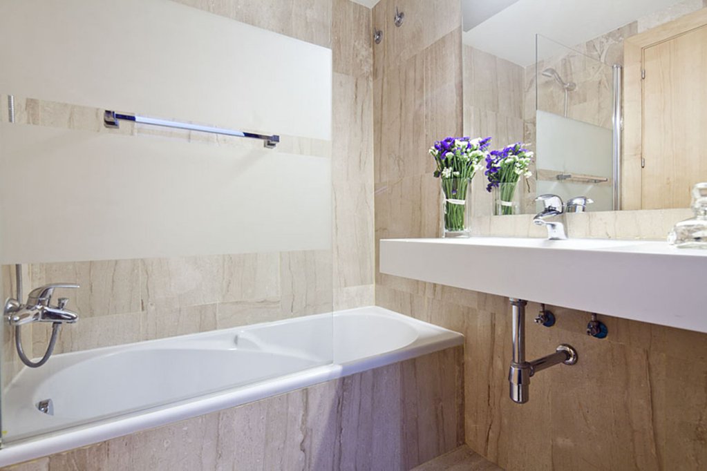 Фото My Space Barcelona Private Pool Garden