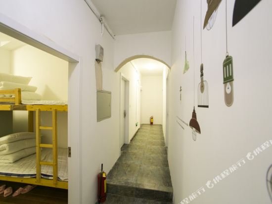 Фото Suzhou Blue Gate Hostel