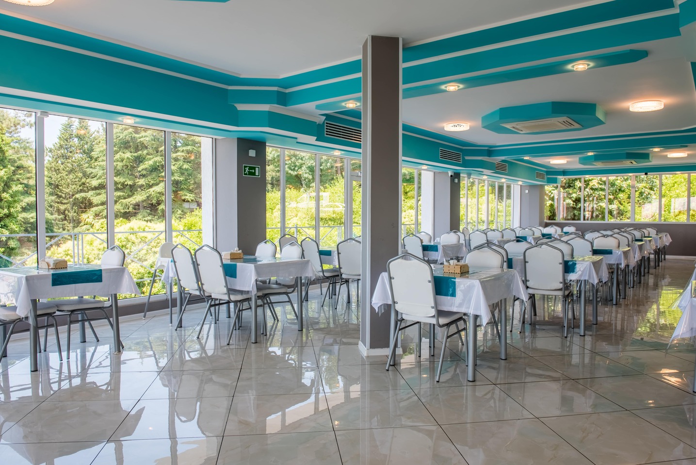 Фото Ларимар